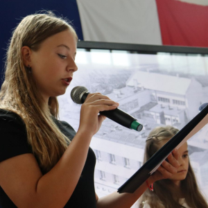 Rozpoczęcie nowego roku szkolnego w Szkole Podstawowej w Łosieniu