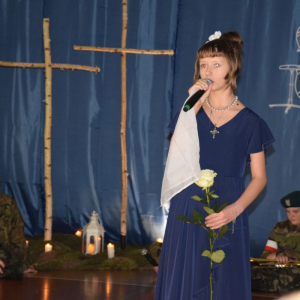 “Ojczyzna w pieśni zaklęta” - Wieczornica Patriotyczna w szkole w Łosieniu