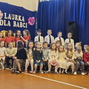 Wyjątkowe spotkanie pełne miłości – Dzień Babci i Dziadka w naszej szkole!  